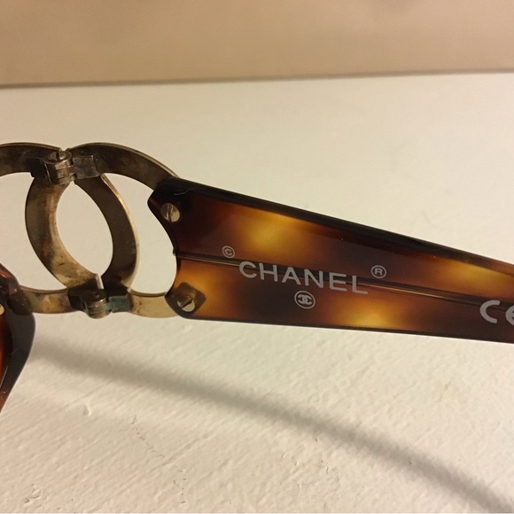 Vintage Chanel Sunglasses with Case - Picture 2 of 10